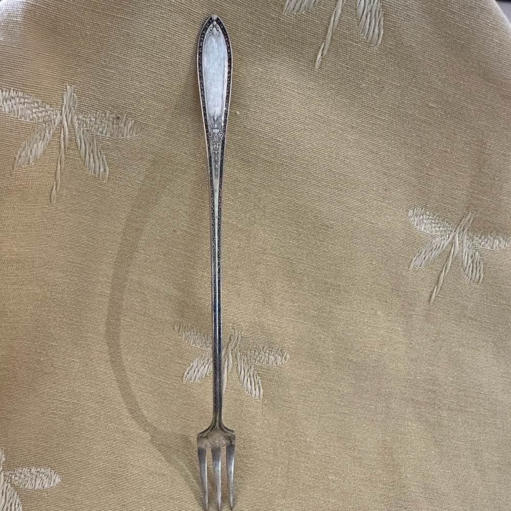 Vintage WM Rogers & Son Cocktail / Pickle / Olive Fork.